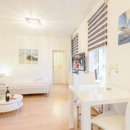 Ferienwohnung In - D 130.066 * Kuehlungsborn